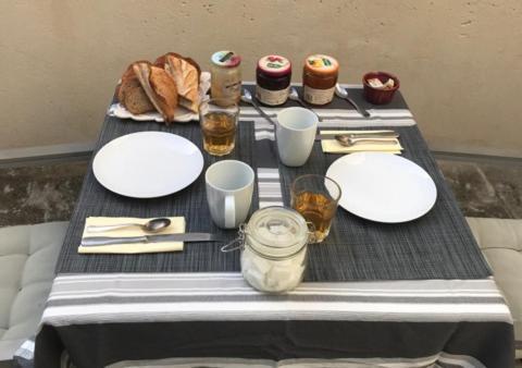 La Maison De Cerise Fourques  エクステリア 写真